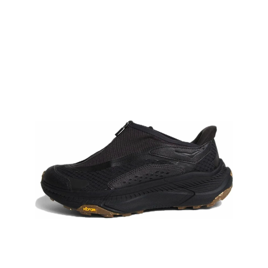 HOKA Project Transport Carbon Black
