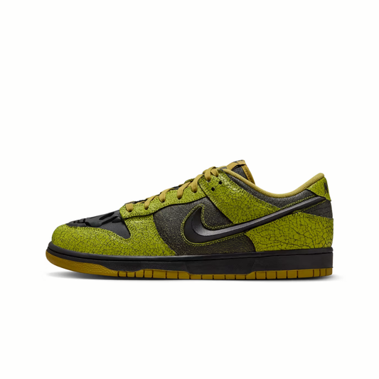Nike Dunk Low Retro QS "Halloween Skull"
