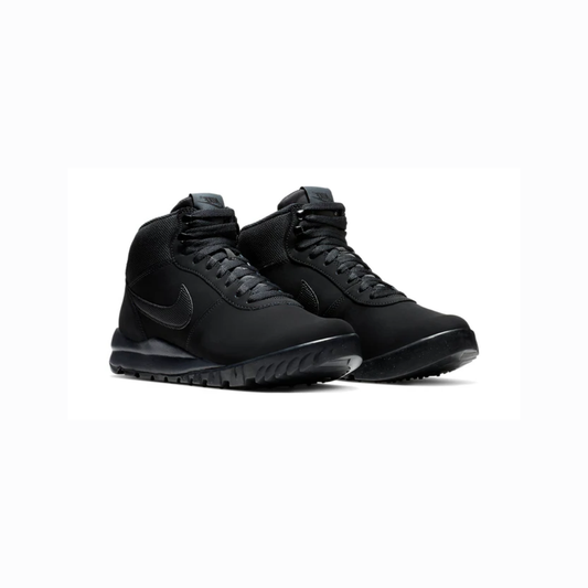 NikeHoodland Suede 'Triple Black'